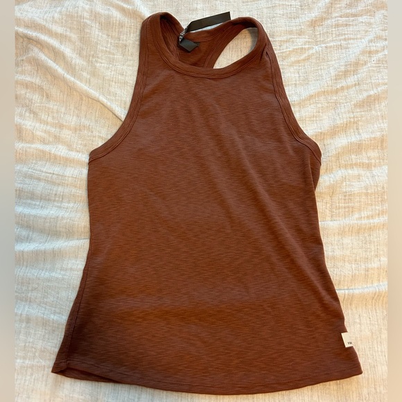 Vuori Sunrise High Neck Tank - Picture 2 of 5